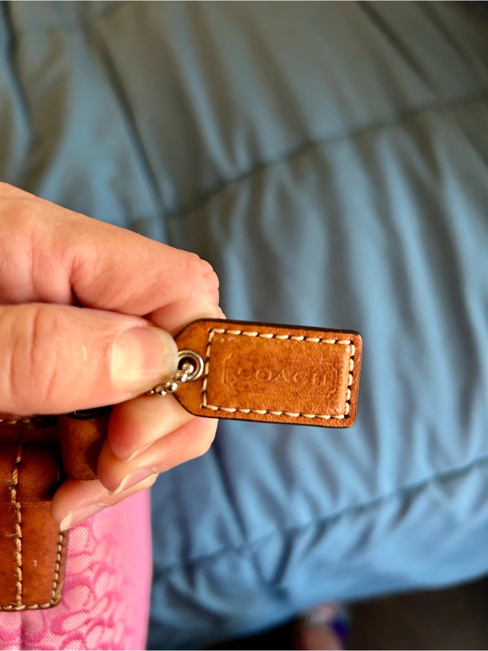 Vintage Coach Soho Signature C Pink Swingback Crossbody Bag Y2K - Picture 5 of 11